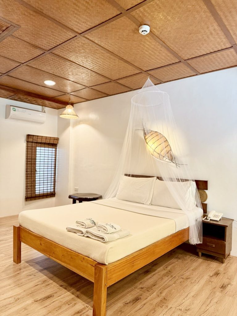 Standard Double Bed